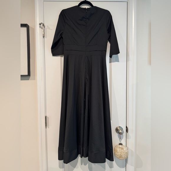Long women’s dress with no stretch - Picture 4 of 4